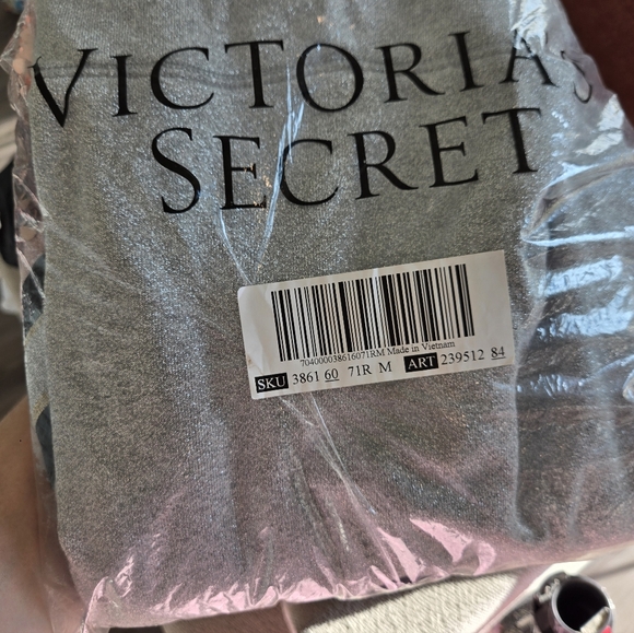 Victoria's Secret PINK Rose Gold/pink Gray Sparkly Sequin Sweater Medium NWOT - Picture 9 of 9